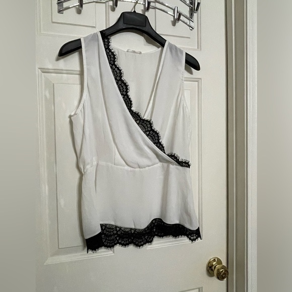 NWT Pleione Lace-trimmed Peplum Blouse Women’s Size M Surplice Neck White - Picture 6 of 16